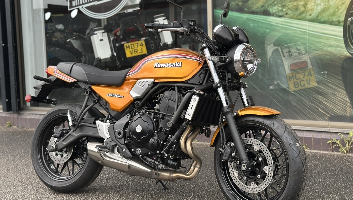 Kawasaki Z650RS