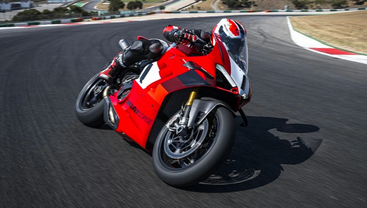 Ducati Panigale V4 R