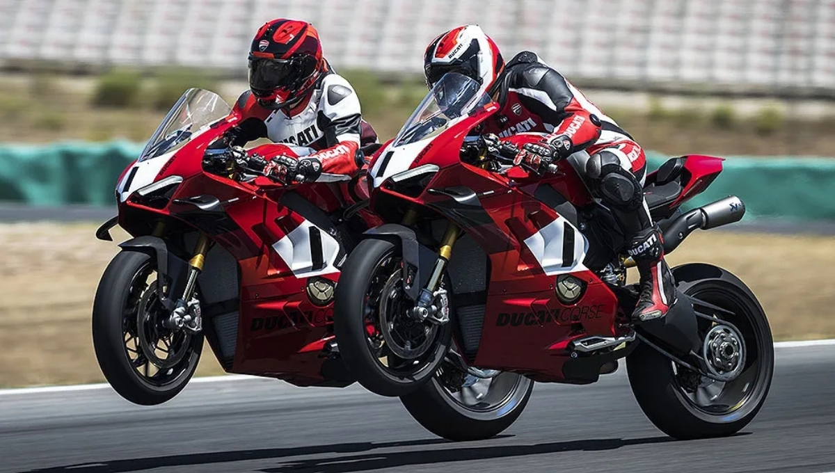 Ducati Panigale V4 R