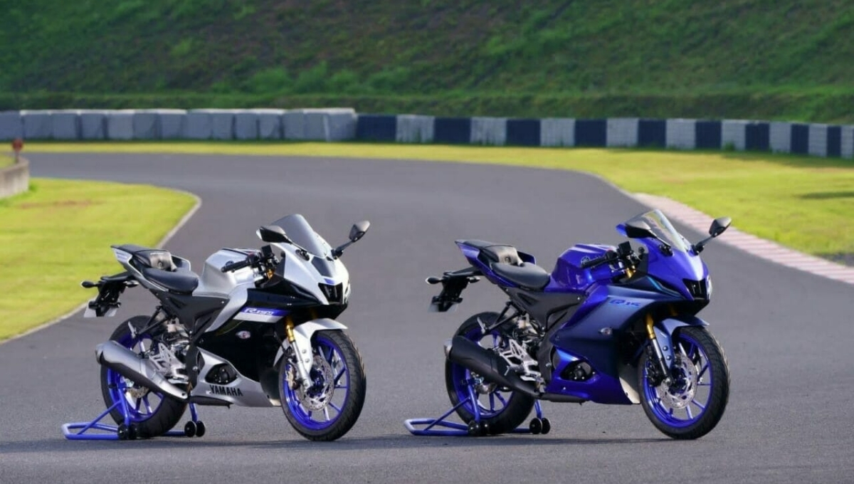 Yamaha R15 V4
