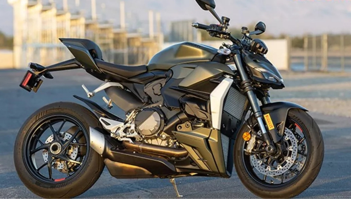 Ducati Streetfighter V2