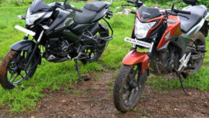 Honda CB Hornet 160R vs Bajaj Pulsar NS160: Stylish Streetfighters Redefining India 160cc Motorcycle Battle