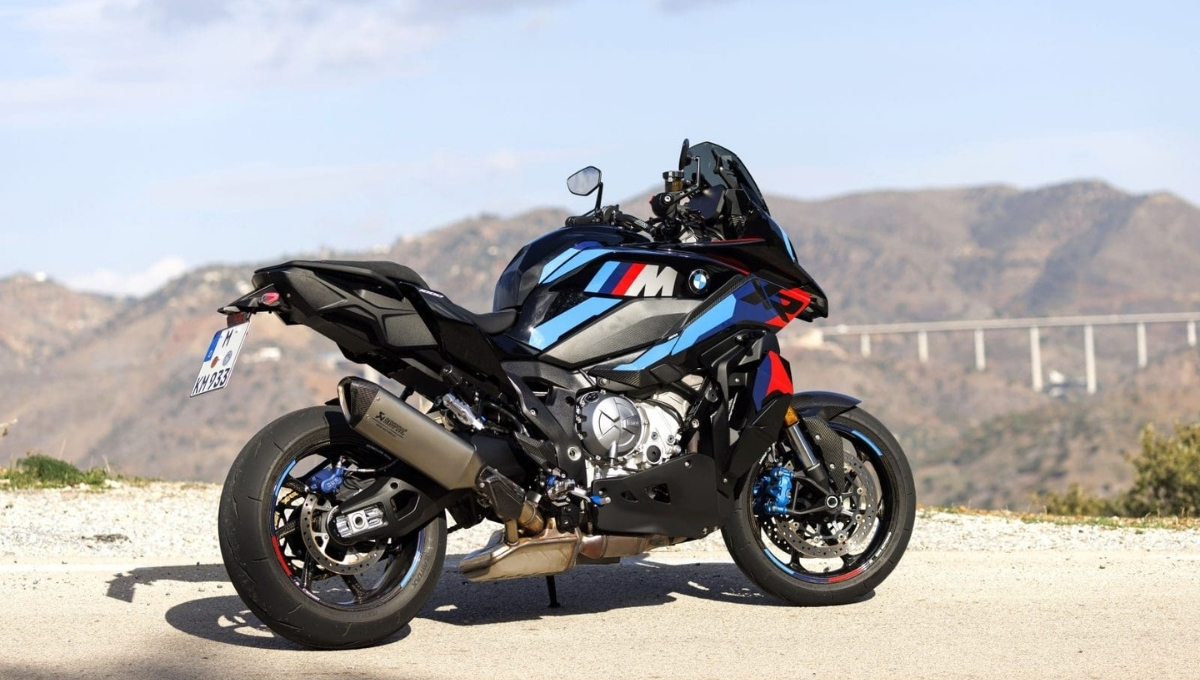 BMW M 1000 XR