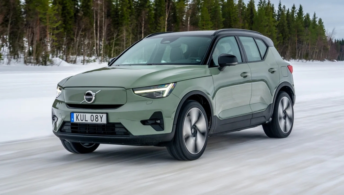 Volvo EX40 2025: Compact Electric SUV Offering Luxury, Safety, Style, and Impressive Range
