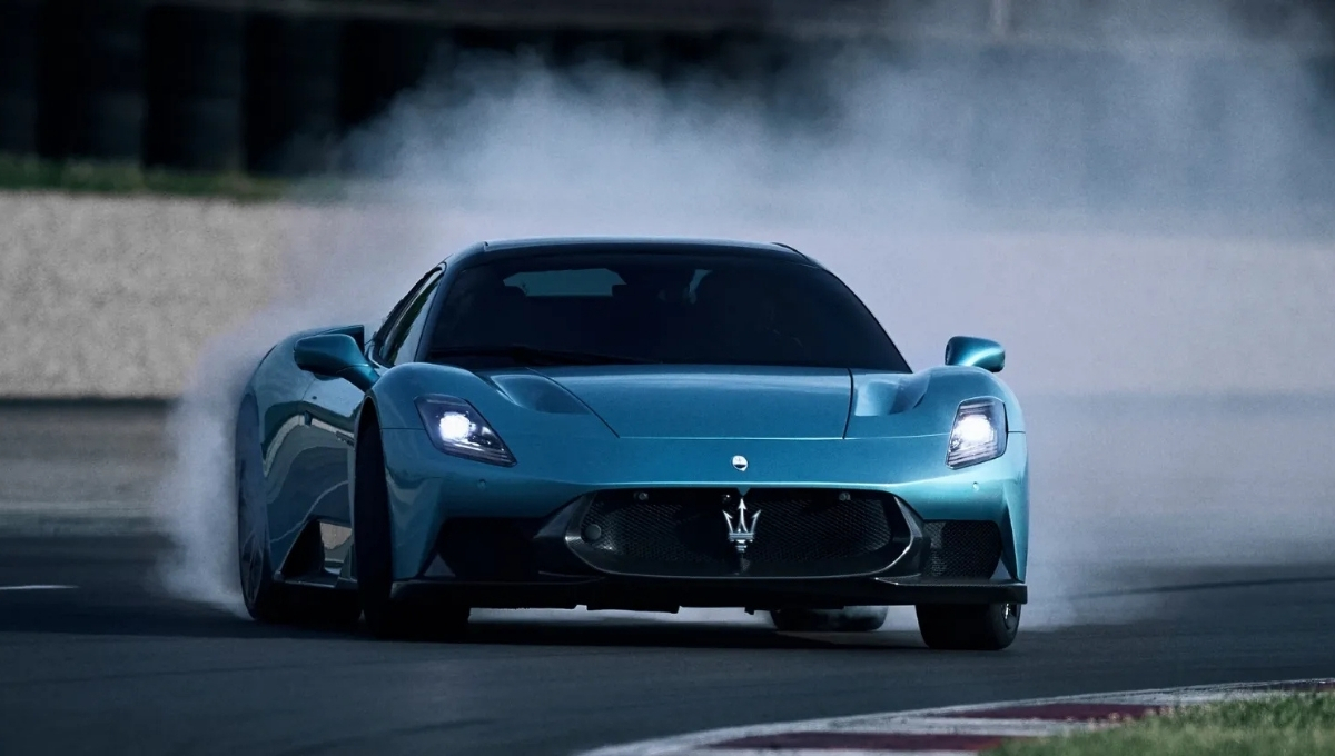 Maserati MCPura 2025: Luxurious 2-Seater Coupe and Convertible Combining Style, Power, and Elegance