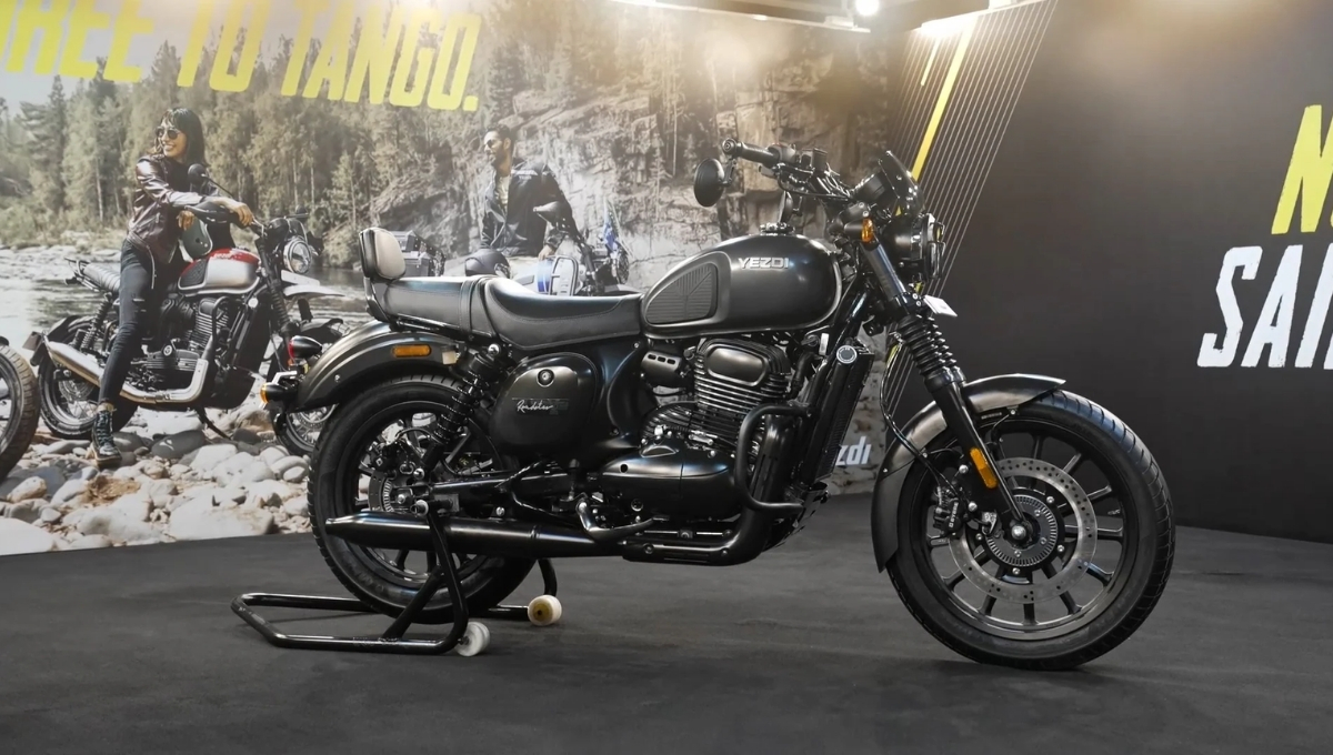 Yezdi Roadster Review: Stylish, Powerful, and Fun Street Bike Experience