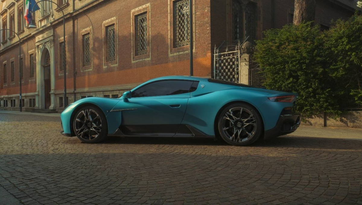 Maserati MCPura 2025: Luxurious 2-Seater Coupe and Convertible Combining Style, Power, and Elegance