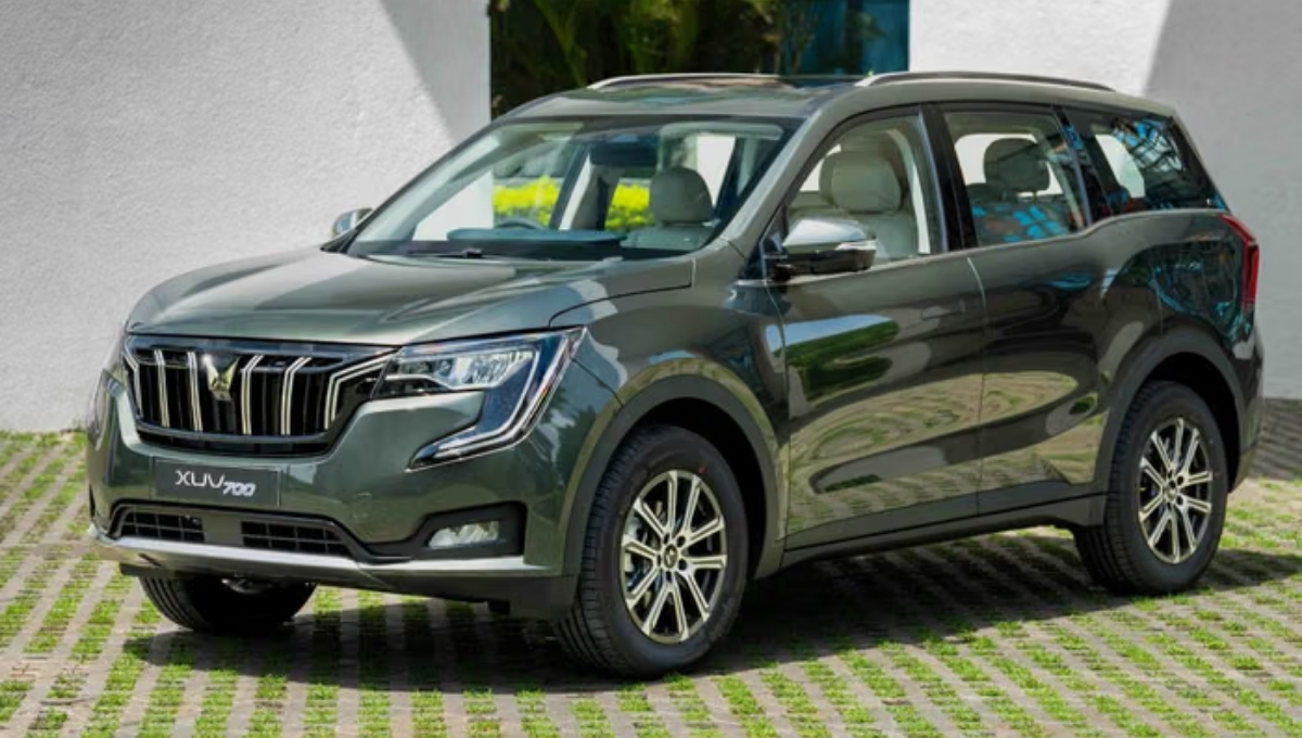 Mahindra XUV700 Review: Powerful Engine, Premium Comfort, Advanced Safety Features in India