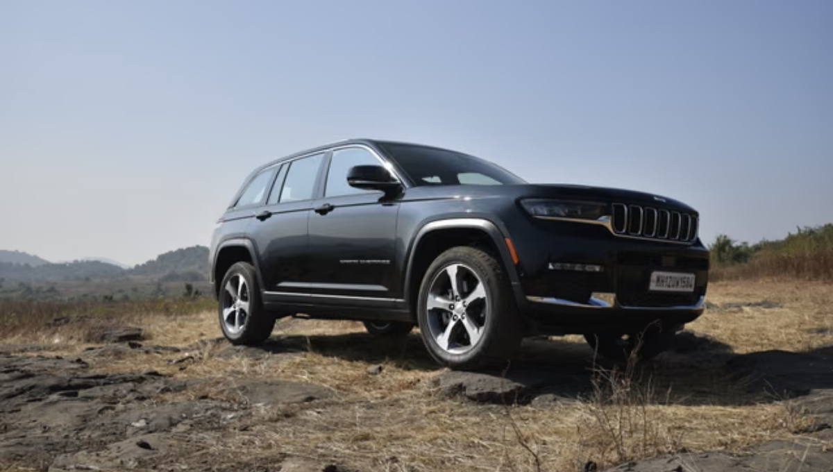 Jeep Grand Cherokee: Ultimate Luxury SUV Offering Powerful Performance
