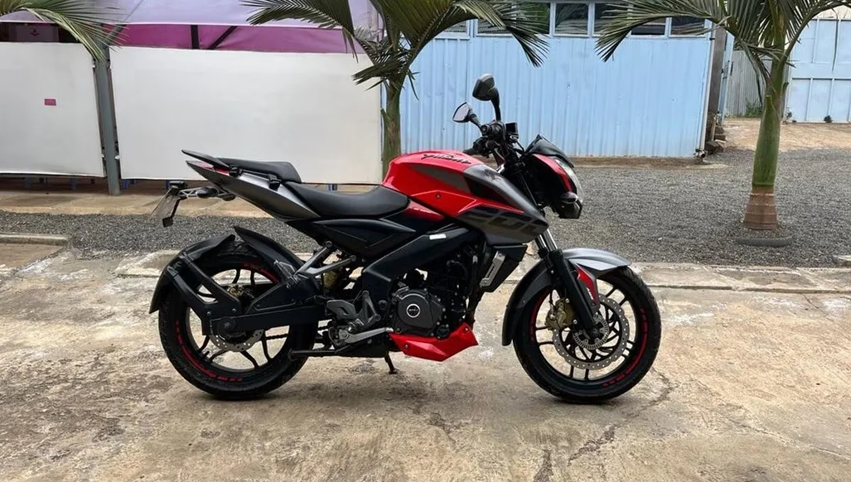 Bajaj Pulsar NS200