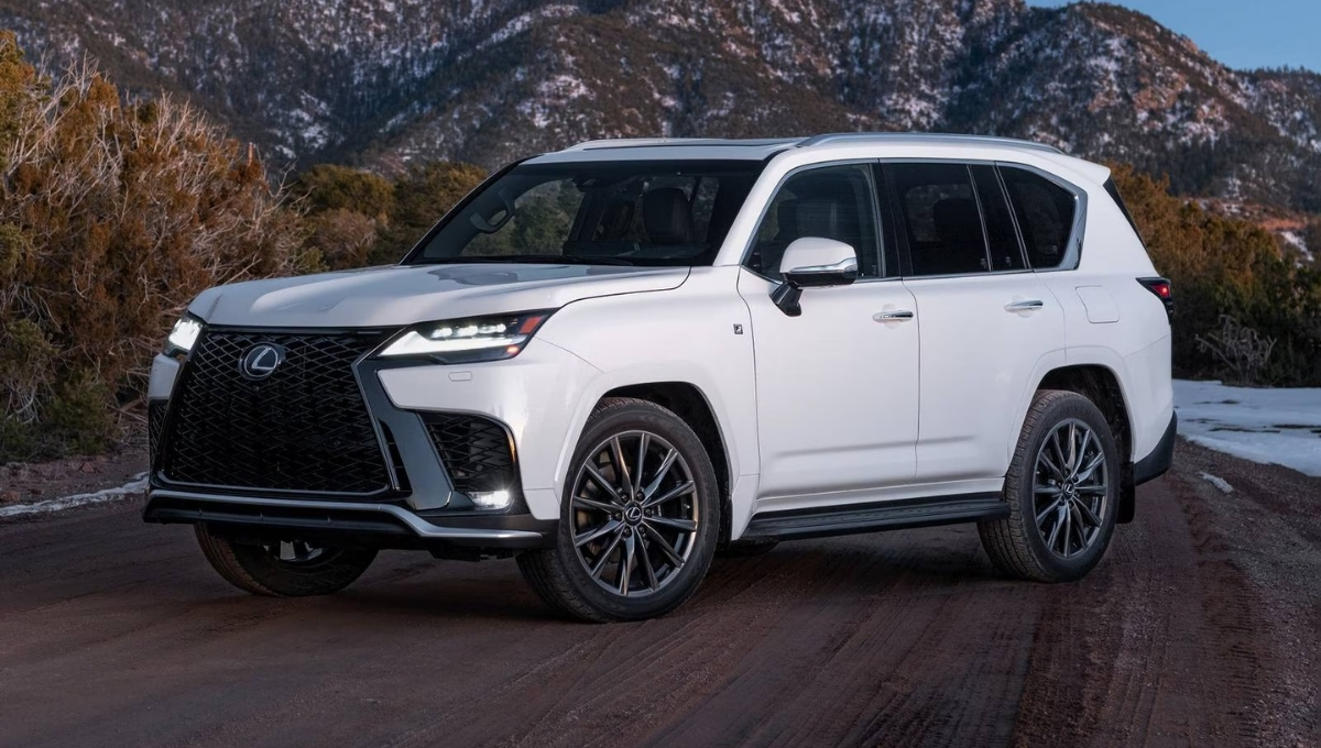Lexus LX 2025 Review: Luxury Full-Size SUV with 10 Airbags and Premium Comfort