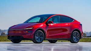 Tesla Model Y India: Price ₹59.89 Lakh, Range, FSD, Performance and Features 2025